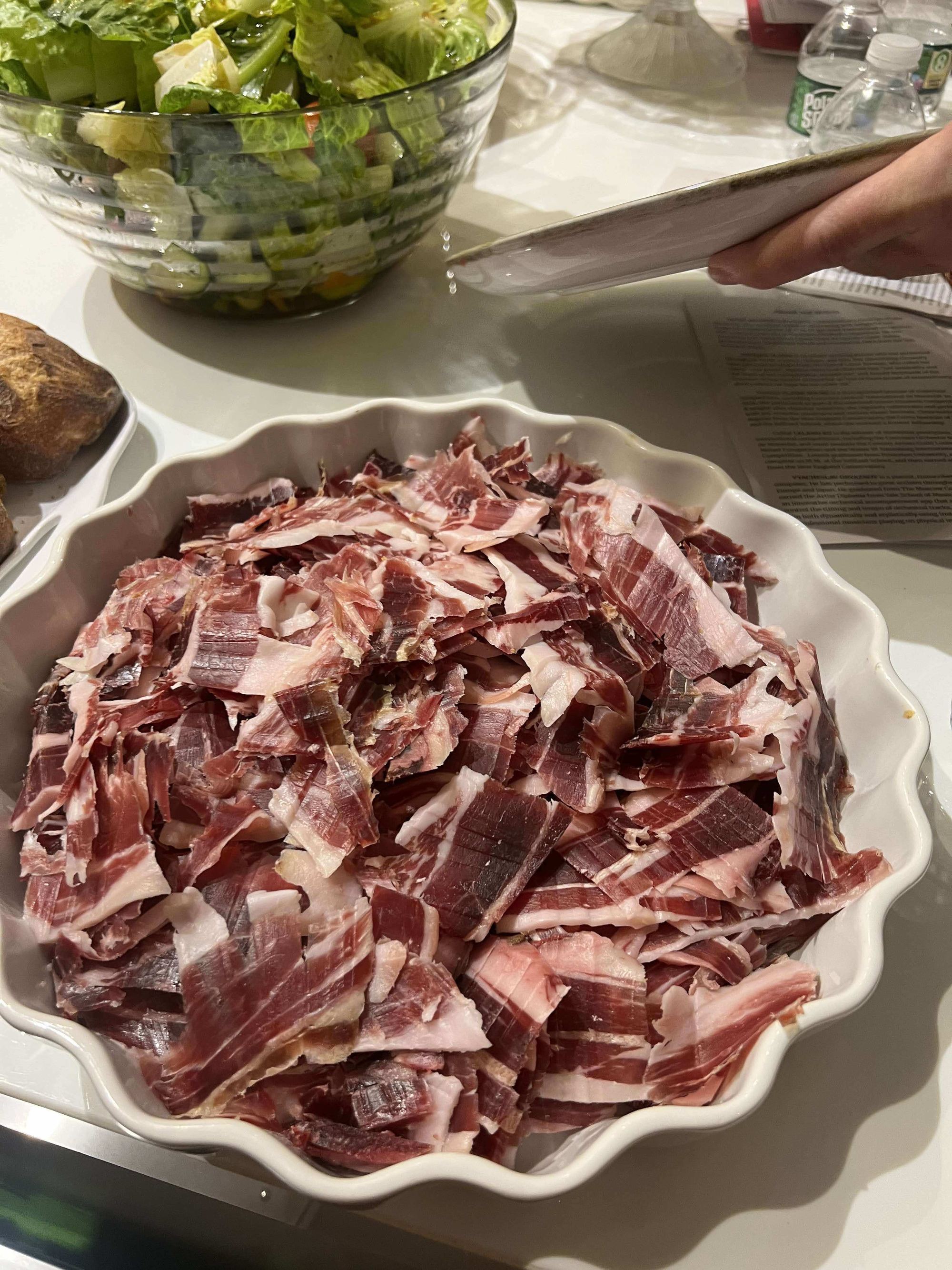 Jamón, carved